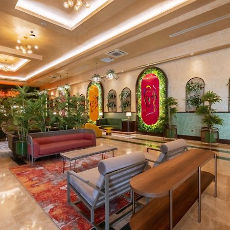 Megasaray Westbeach Antalia Esterno foto Lobby