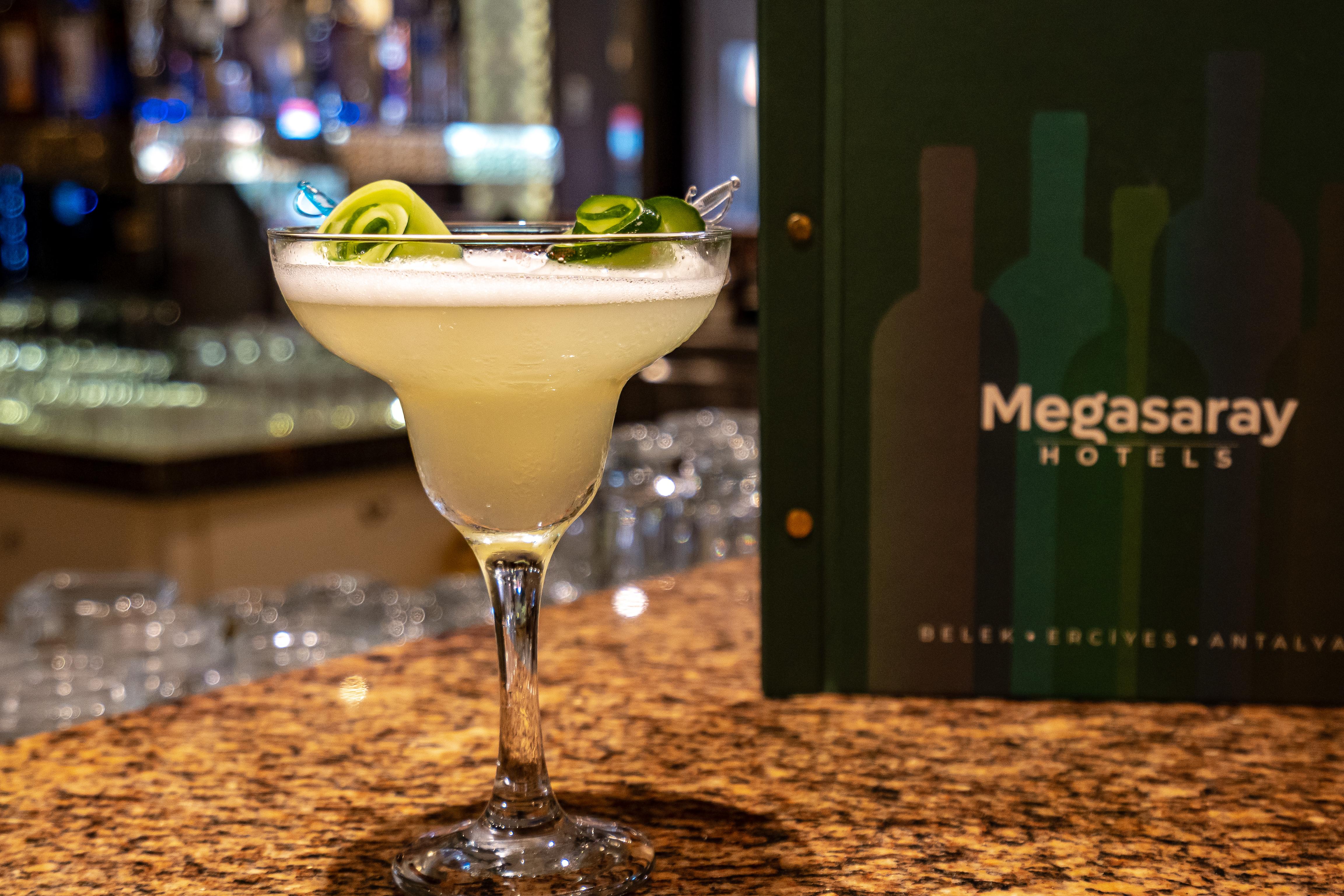 Megasaray Westbeach Antalia Esterno foto A Kiwi Sour