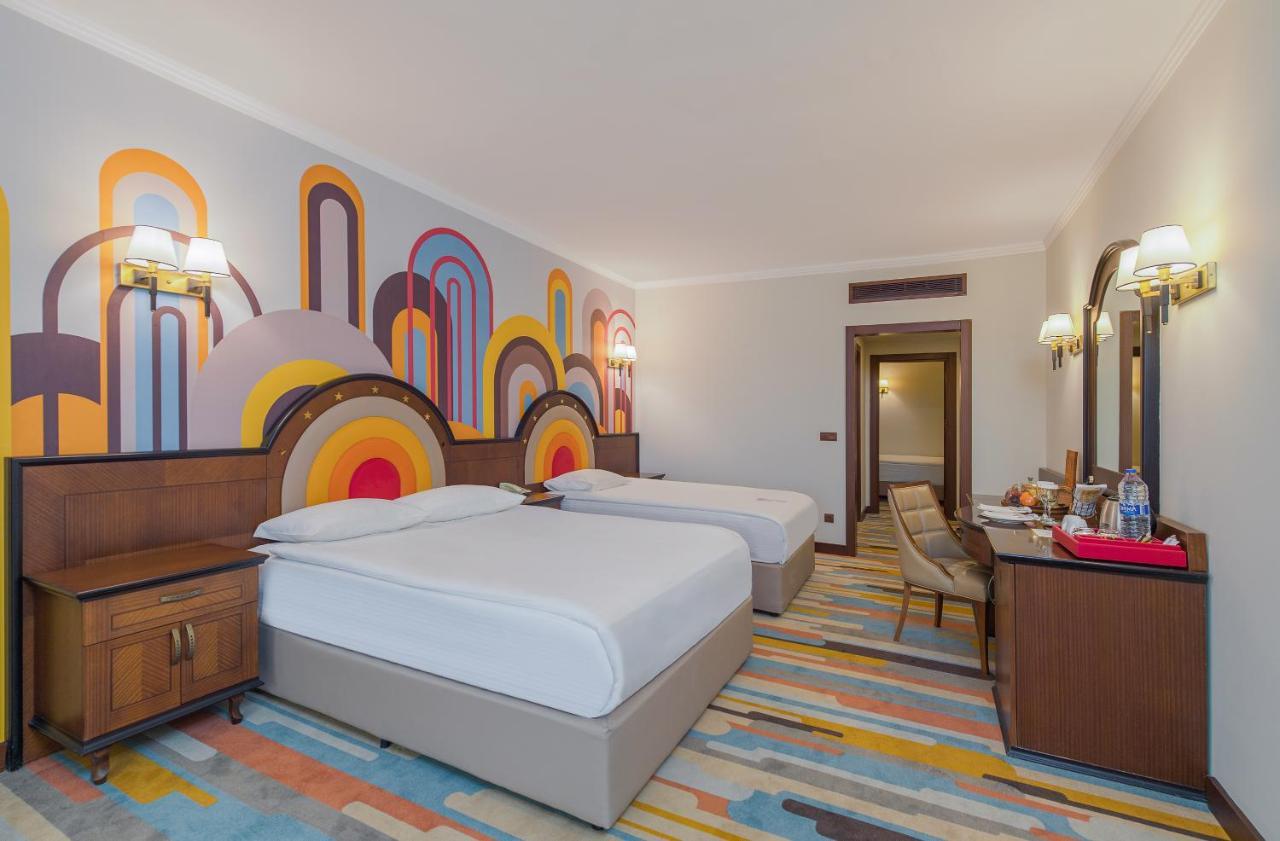 Megasaray Westbeach Antalia Esterno foto Deluxe room