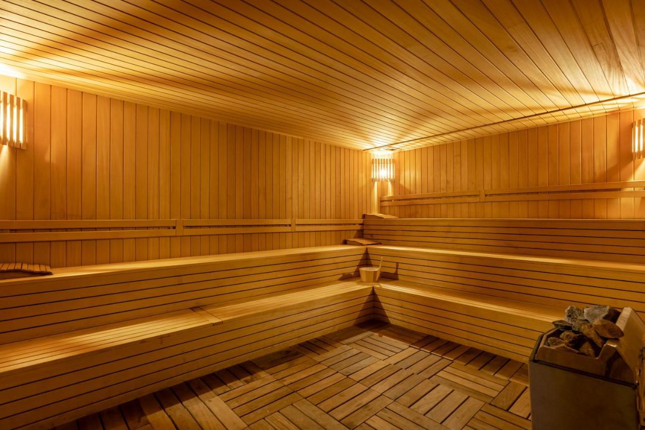 Megasaray Westbeach Antalia Esterno foto A Finnish sauna
